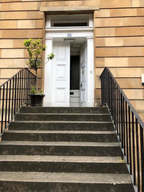 Renfrew Rooms At City Centre Glasgow Exterior photo